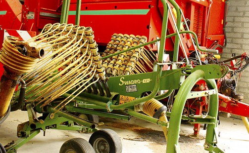 Krone 421 Single Rotor Rake